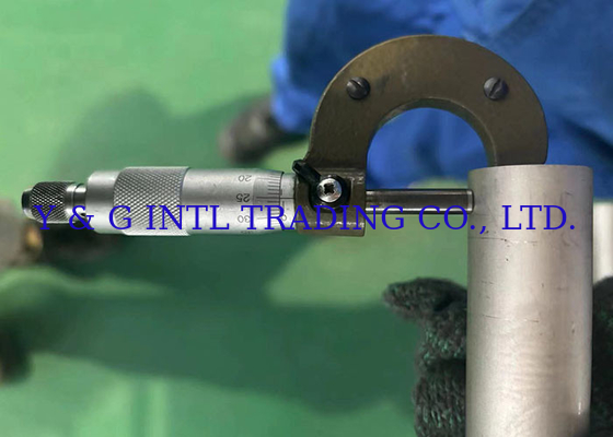 Kirlilik İçeriği % 1 cilalı titanyum alaşımı Yuvarlak boru uzunluğu &lt; 15000 mm Duvar 0.1-10mm