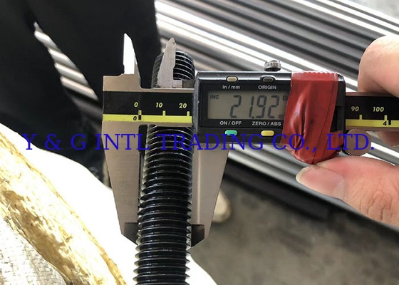 Özel Renkler korozyona dayanıklı ISO Standart Metrik Stud Boltları